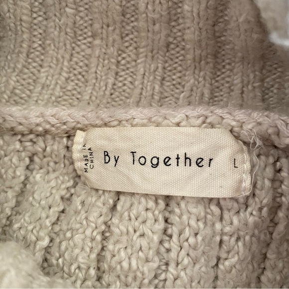 By Together Sweater Waffle Knit Chunky Turtle Neck Brown Tan: Large - Picture 6 of 9